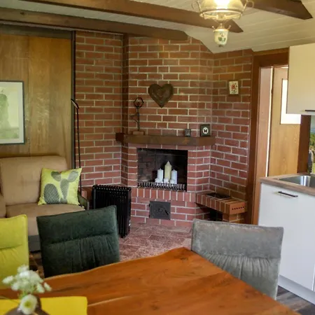 Waldsaumhuette Mit Ausblick